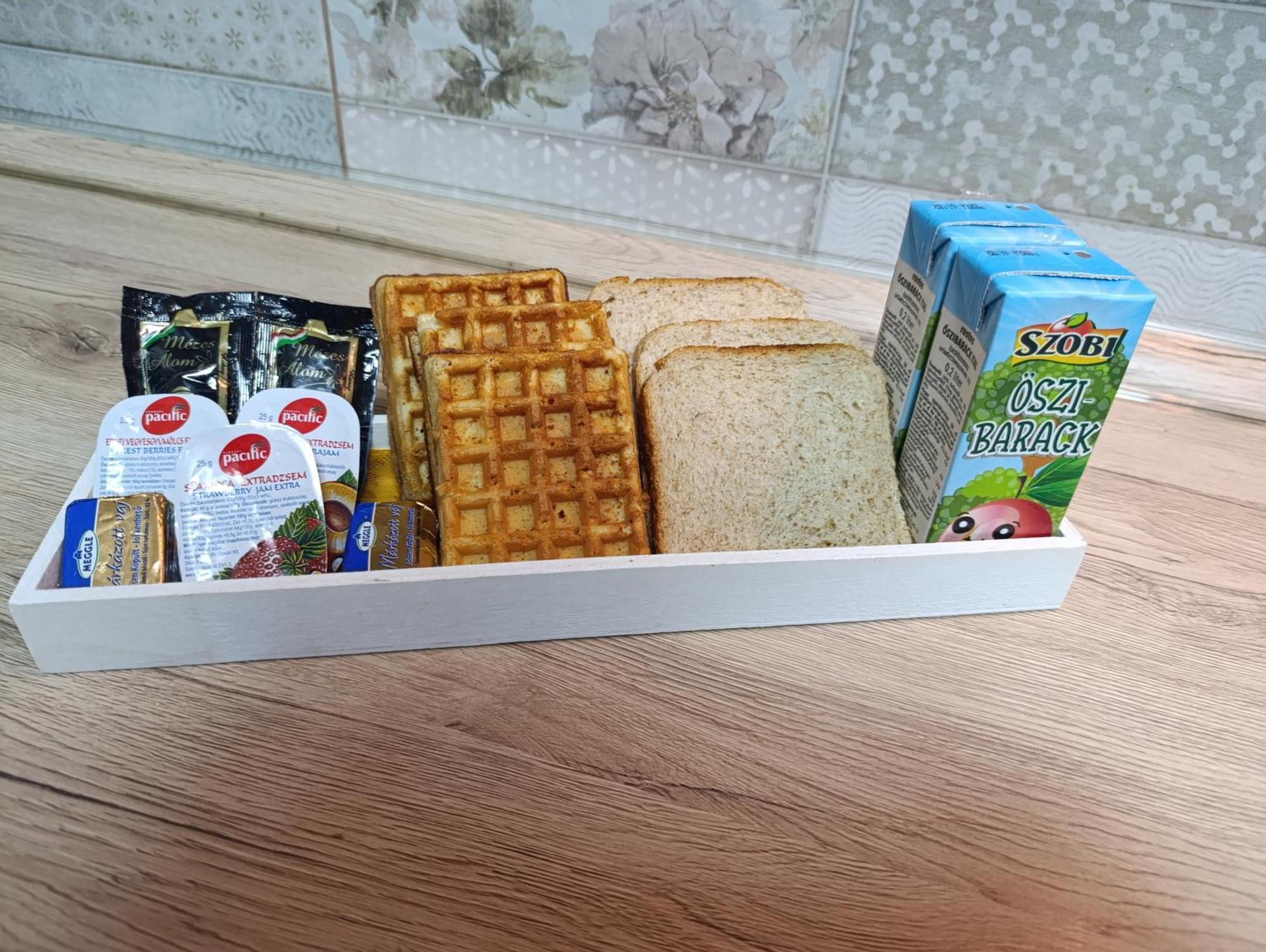 Akacfa Holiday Apartments Budapeszt Zewnętrze zdjęcie