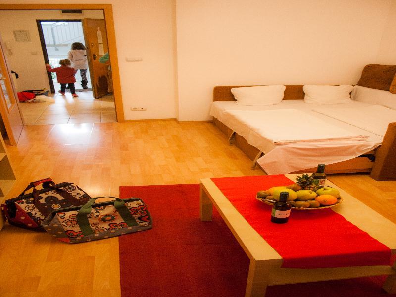 Akacfa Holiday Apartments Budapeszt Zewnętrze zdjęcie